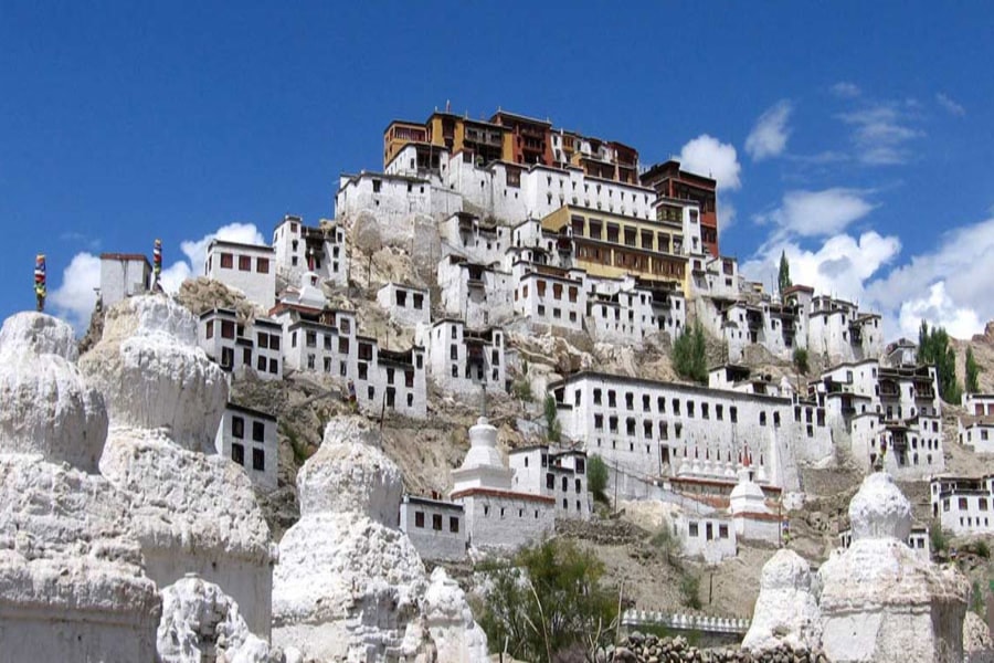 Thikse Monastery in the state Jammu and Kashmir in India/ Тиксе манастир в провинция Джаму и Кашмир, Индия